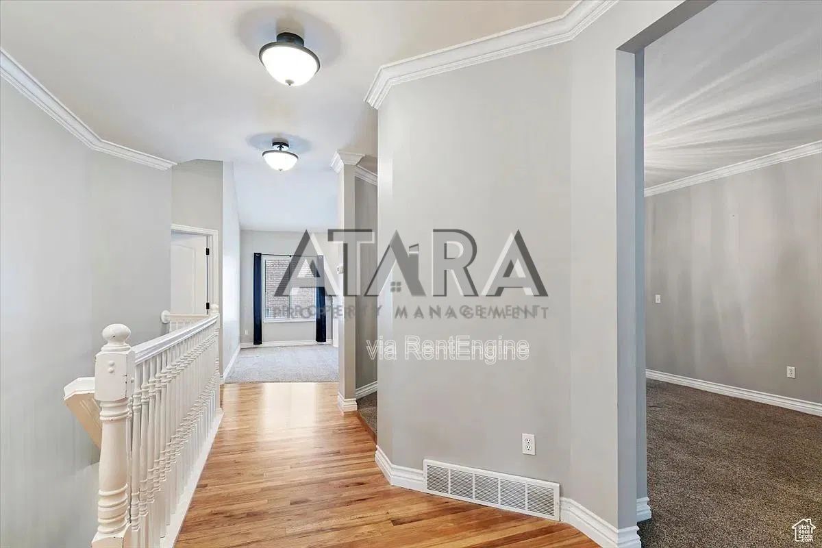 Beautiful 3 Bedroom, 2 Bath with Formal Living and  2-Car Garage – Farmington Foothills property image