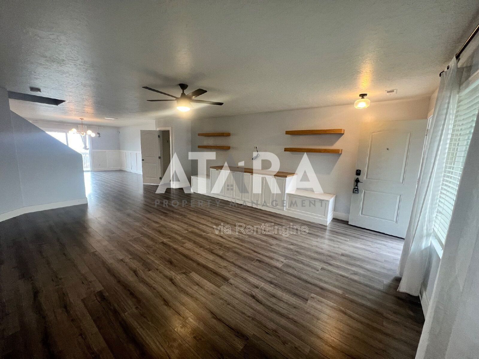 Stunning 6-Bedroom Home with Breathtaking Utah Lake & Mountain Views In Saratoga Springs property image