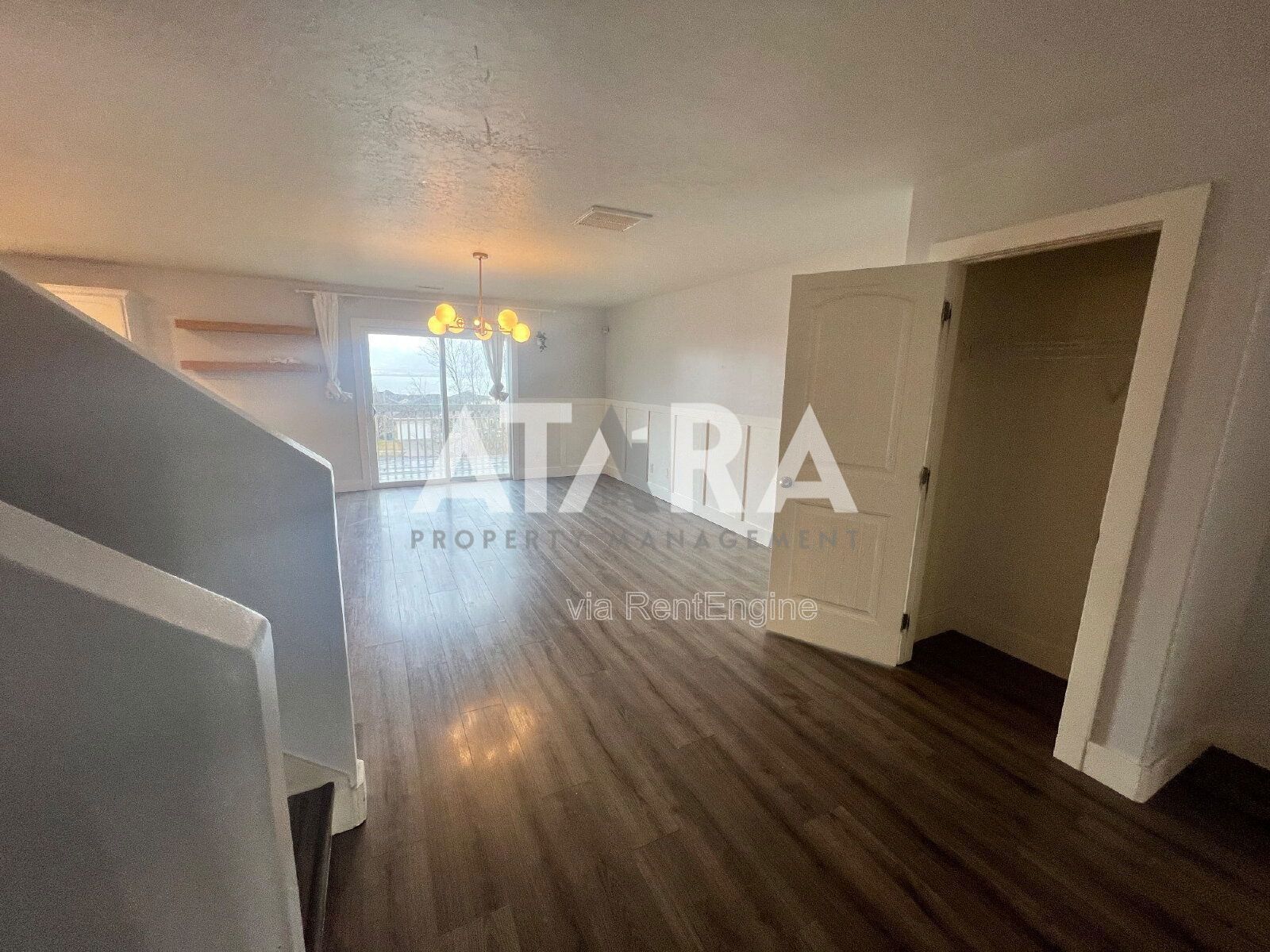 Stunning 6-Bedroom Home with Breathtaking Utah Lake & Mountain Views In Saratoga Springs property image