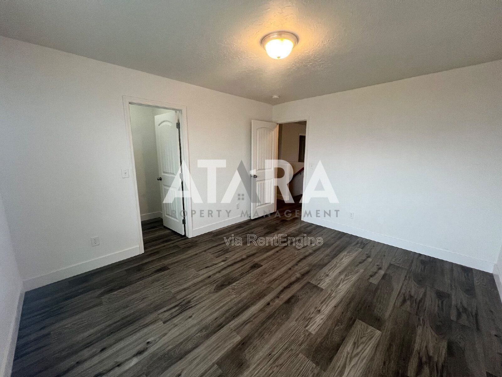 Stunning 6-Bedroom Home with Breathtaking Utah Lake & Mountain Views In Saratoga Springs property image