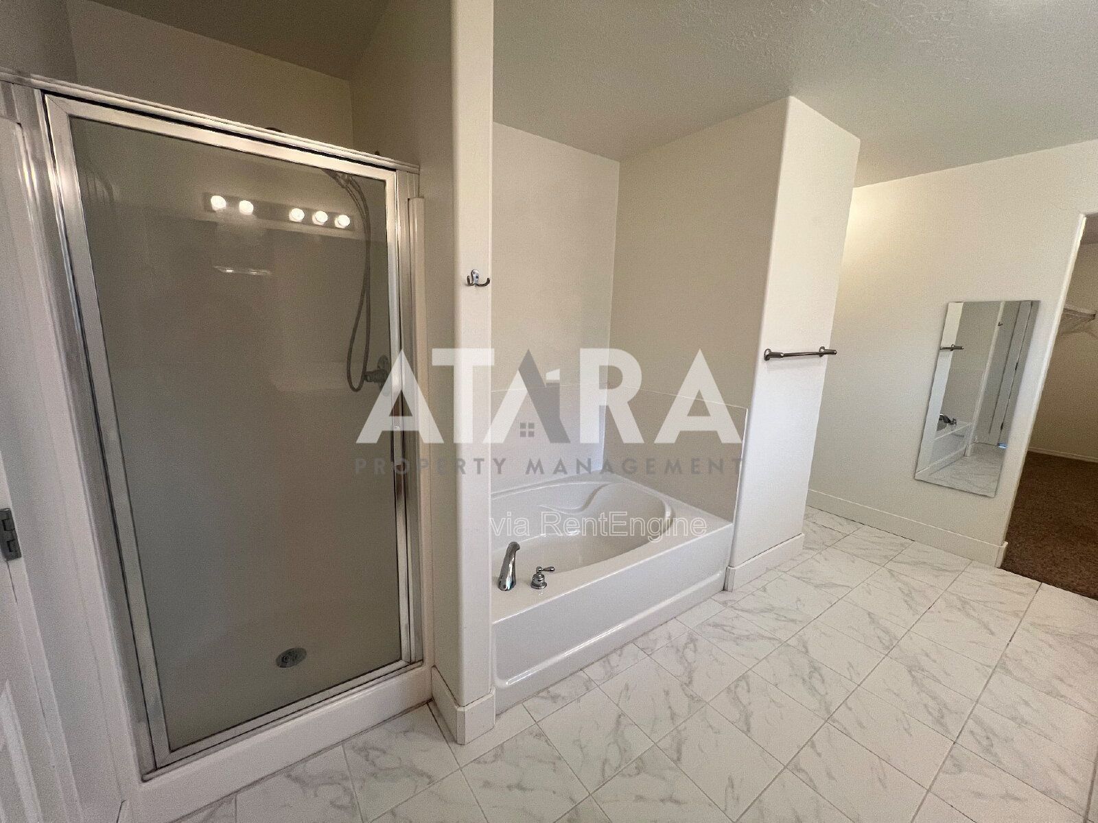 Stunning 6-Bedroom Home with Breathtaking Utah Lake & Mountain Views In Saratoga Springs property image