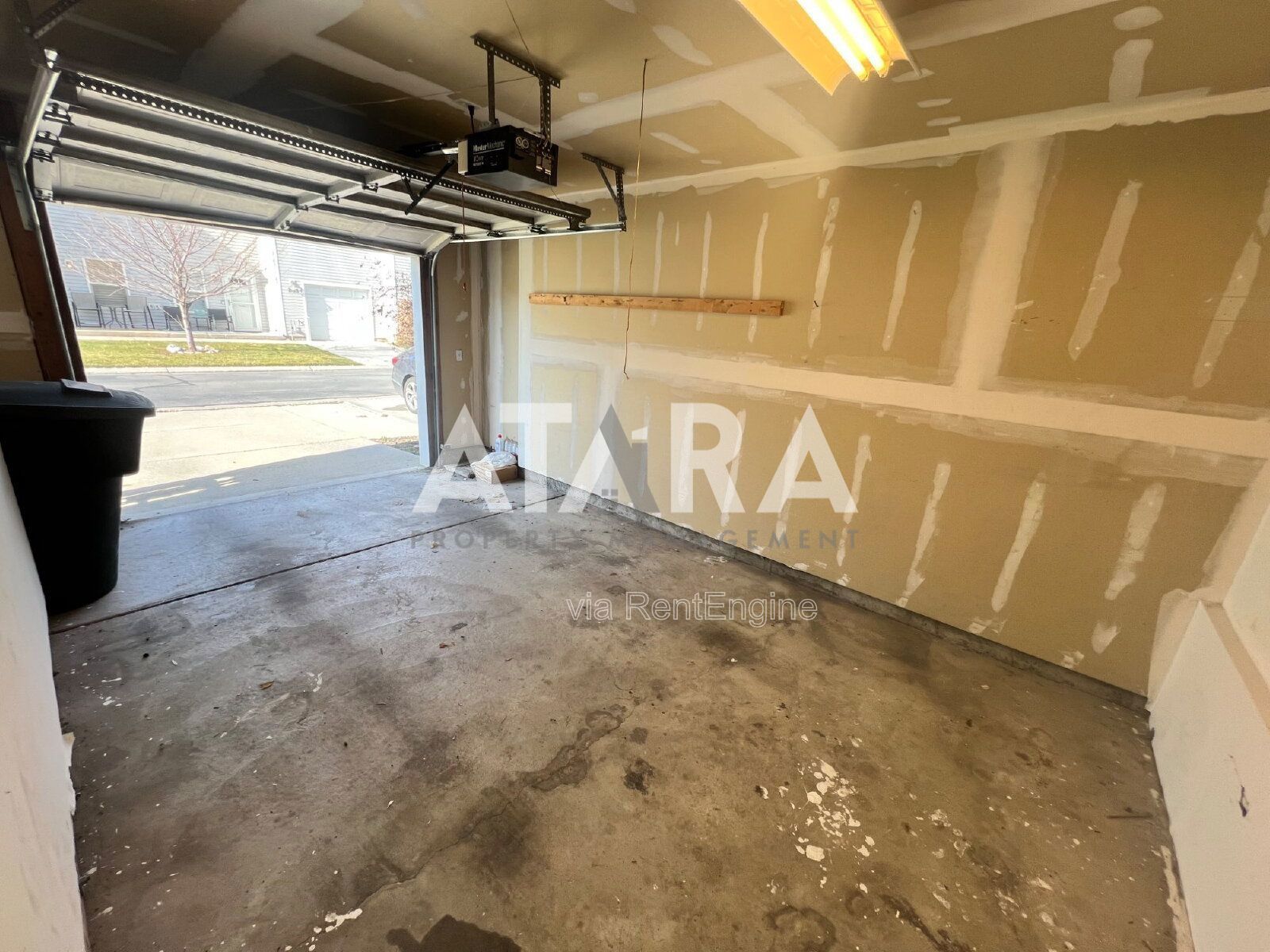 Affordable 2 Bed / 2.5 Bath Townhome Near Downtown Salt Lake property image