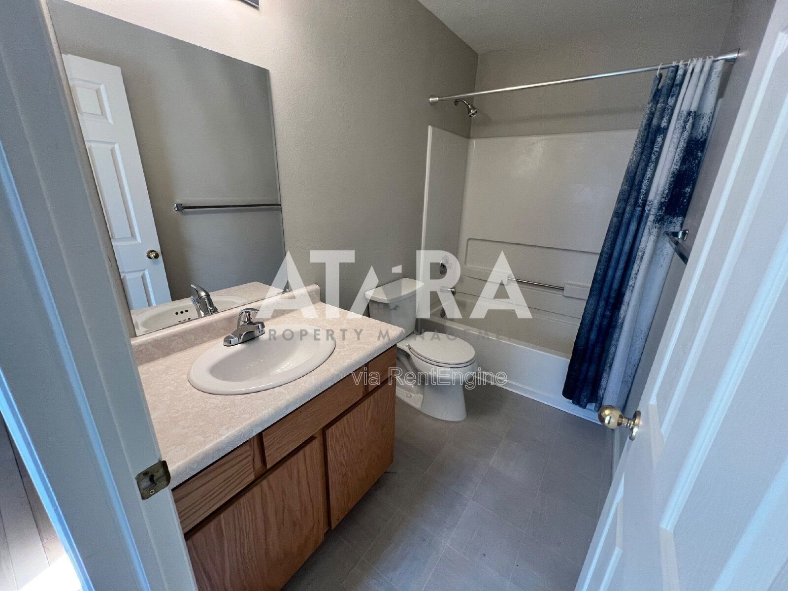 Affordable 2 Bed / 2.5 Bath Townhome Near Downtown Salt Lake property image
