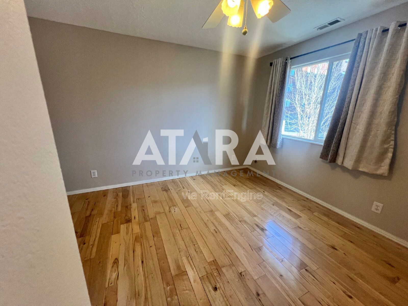 Affordable 2 Bed / 2.5 Bath Townhome Near Downtown Salt Lake property image