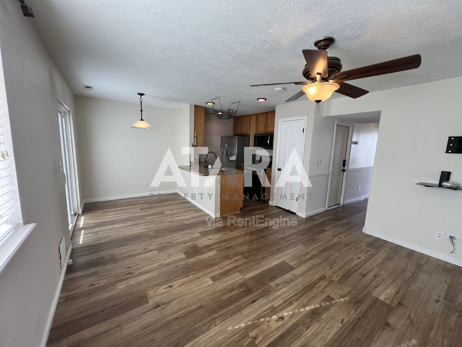 Spacious 3 Bedroom Townhome for Rent West Valley City property image