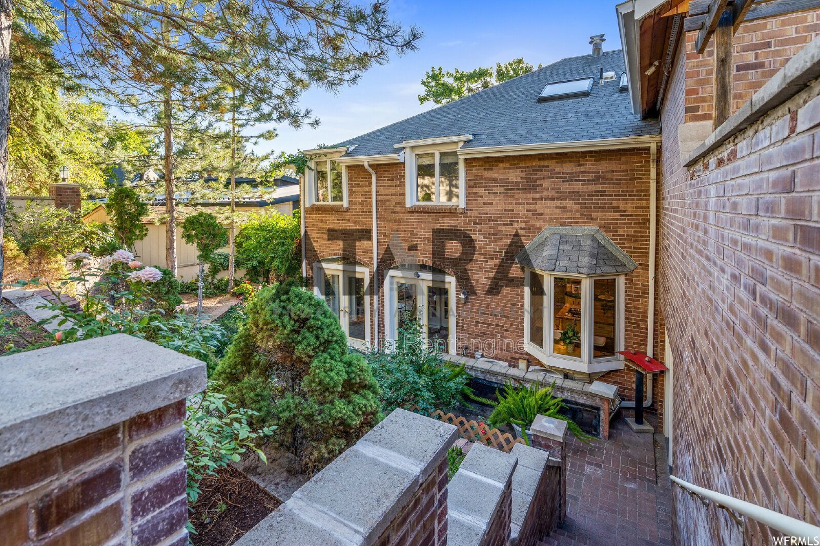 Spacious 4-Bedroom, 6-Bath Home in Beautiful Federal Heights property image