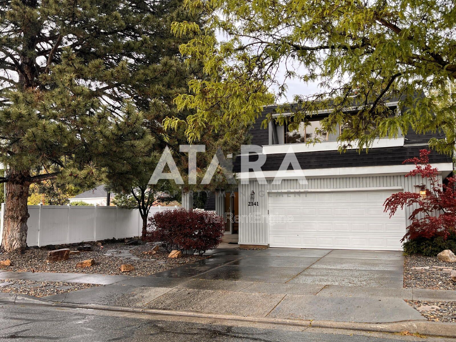 Spacious 3 Bed / 2 Bath Duplex in Prime East Side Location – Near Sugarhouse! property image