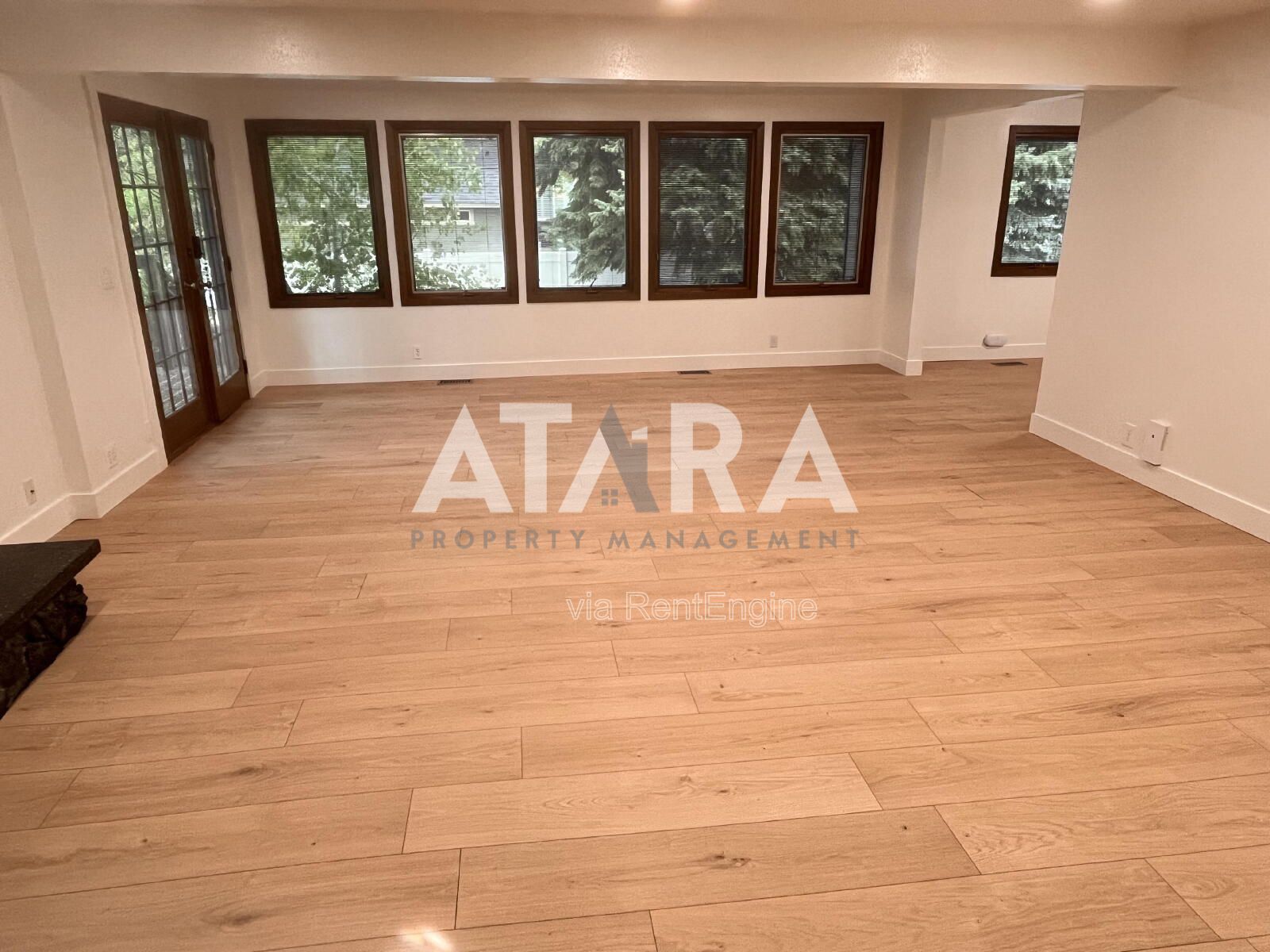 Spacious 3 Bed / 2 Bath Duplex in Prime East Side Location – Near Sugarhouse! property image