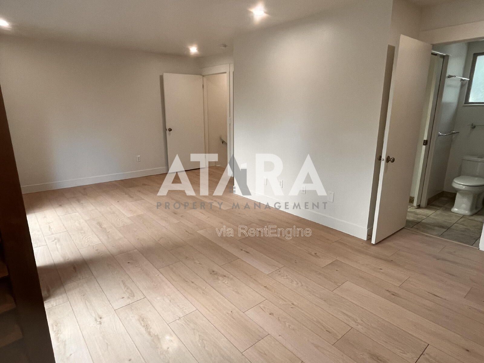 Spacious 3 Bed / 2 Bath Duplex in Prime East Side Location – Near Sugarhouse! property image