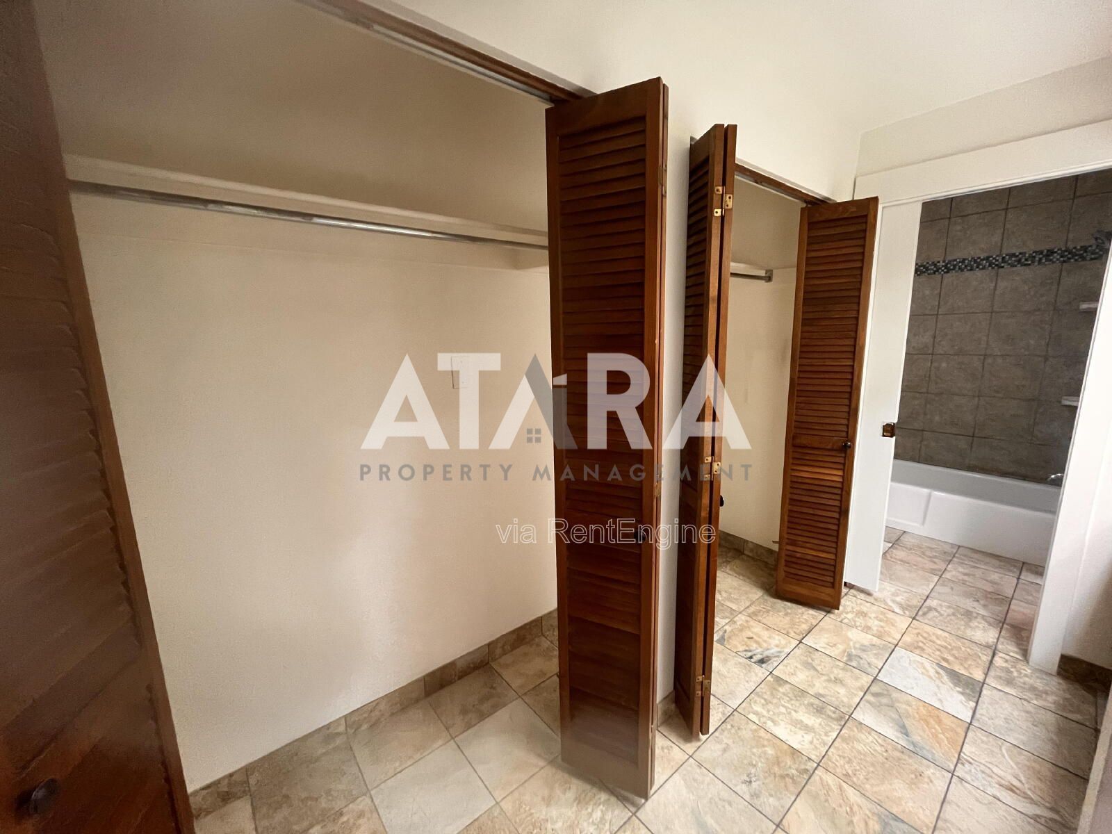 Spacious 3 Bed / 2 Bath Duplex in Prime East Side Location – Near Sugarhouse! property image