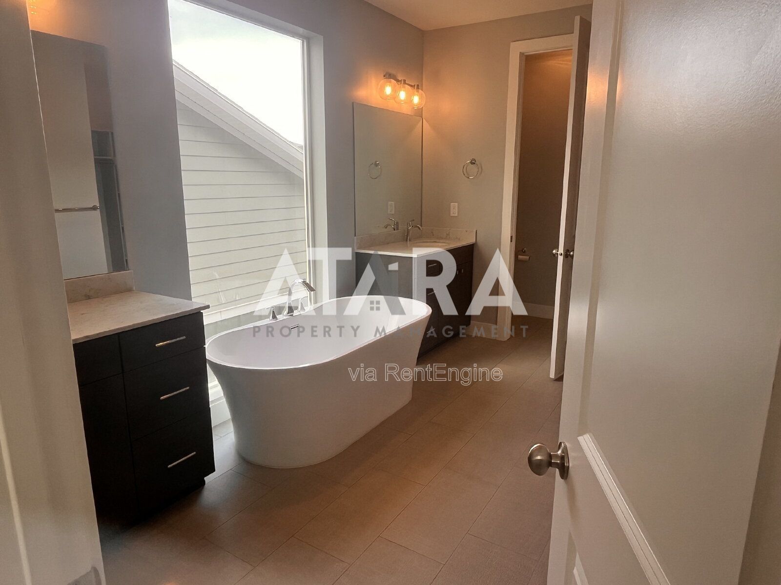 Spacious 5-Bedroom Retreat in Cottonwood Heights property image