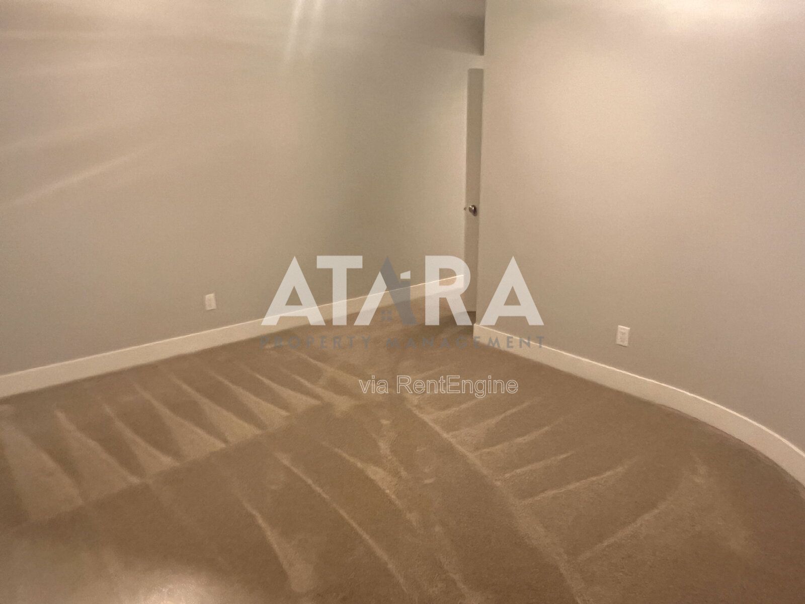 Spacious 5-Bedroom Retreat in Cottonwood Heights property image