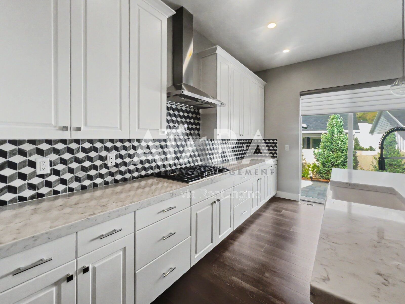 Spacious 5-Bedroom Retreat in Cottonwood Heights property image