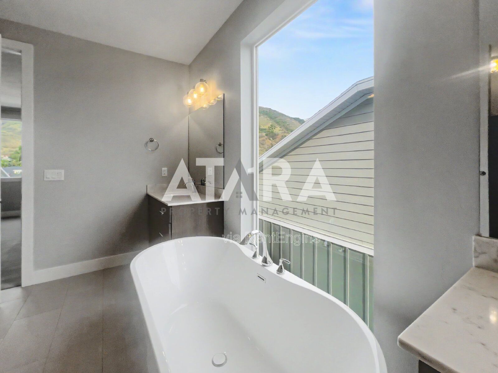 Spacious 5-Bedroom Retreat in Cottonwood Heights property image