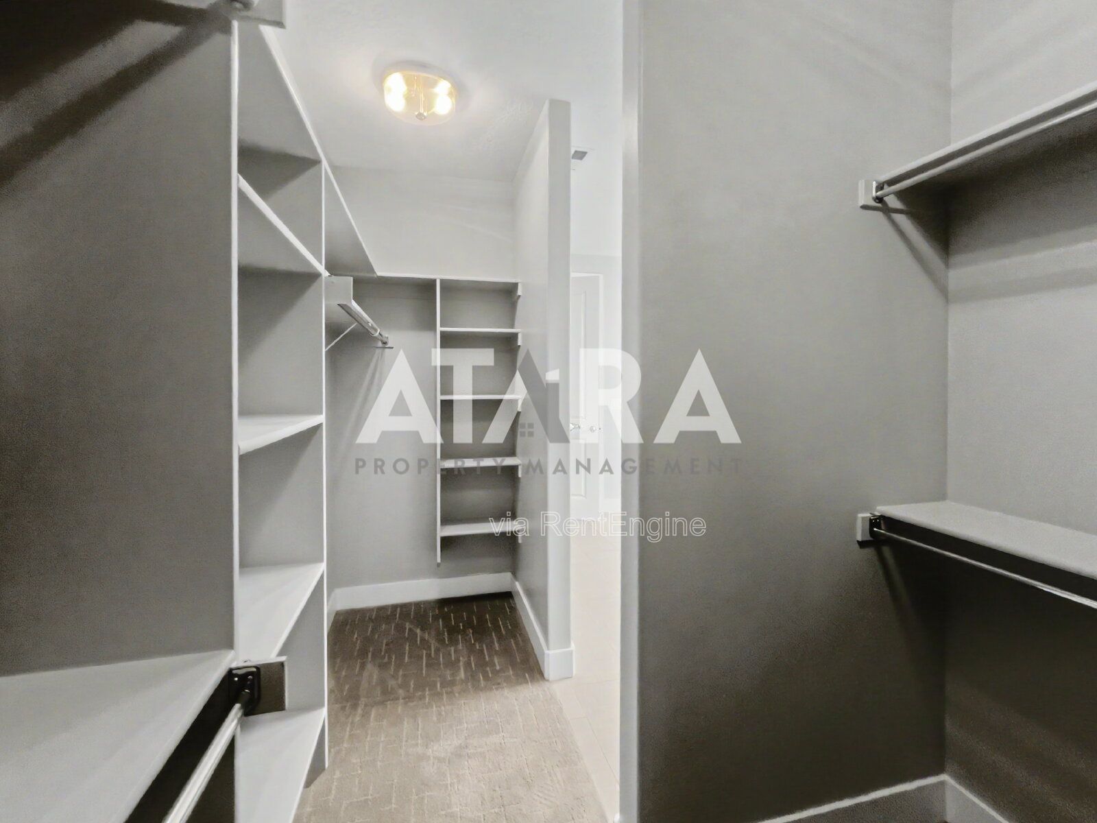 Spacious 5-Bedroom Retreat in Cottonwood Heights property image