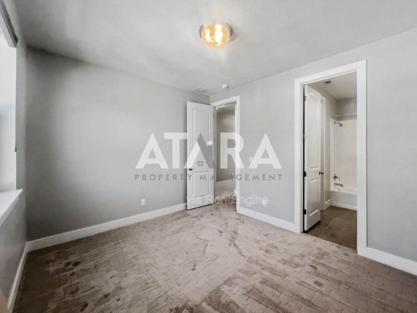 Spacious 5-Bedroom Retreat in Cottonwood Heights property image