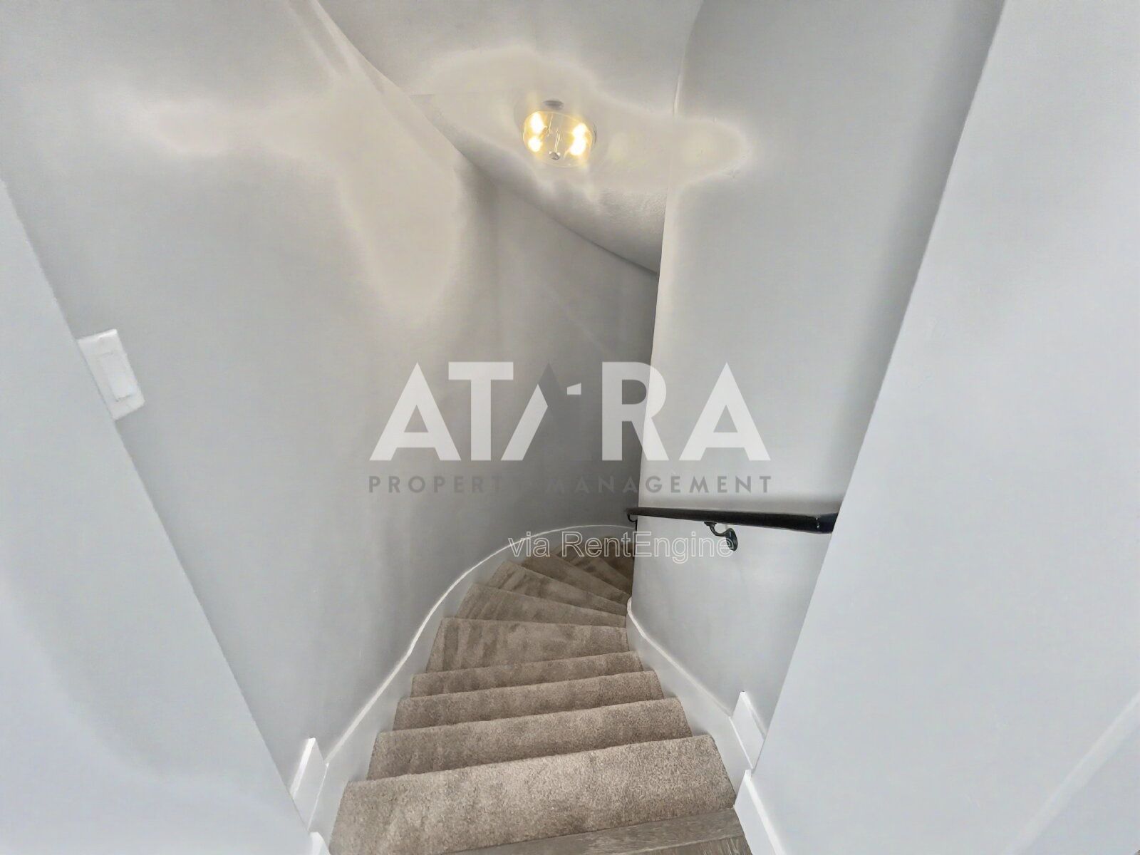 Spacious 5-Bedroom Retreat in Cottonwood Heights property image