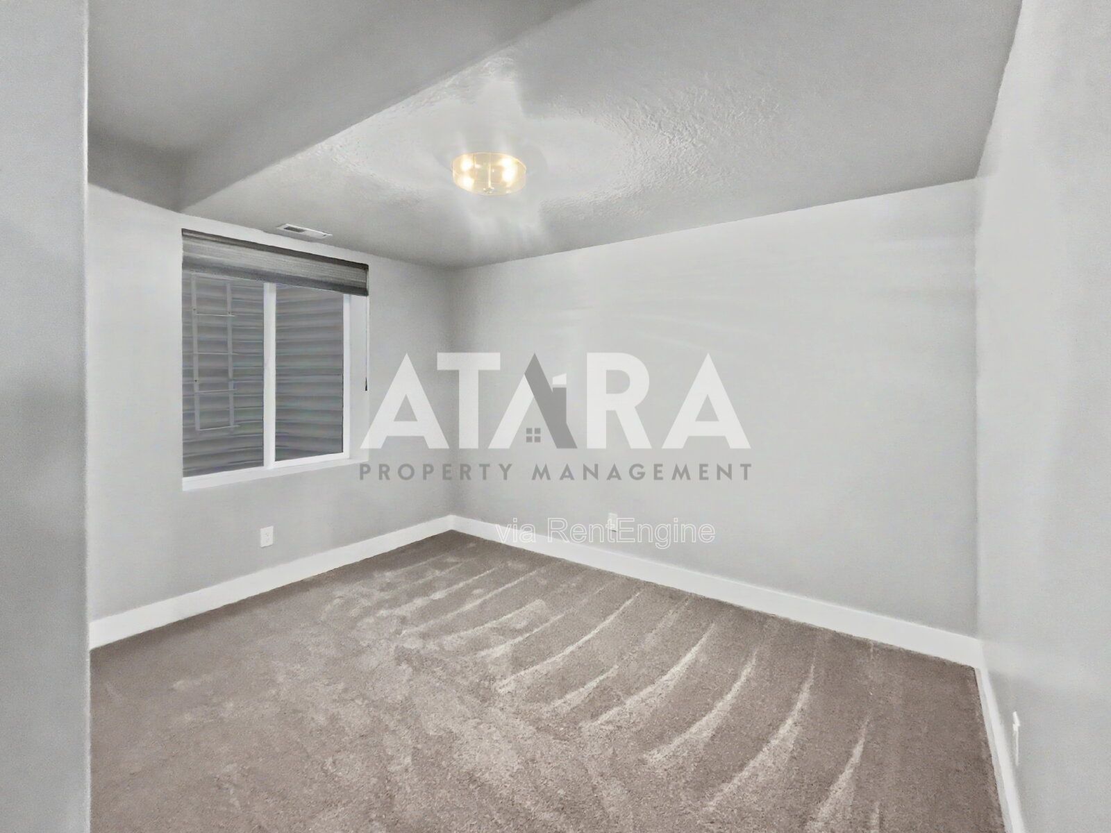 Spacious 5-Bedroom Retreat in Cottonwood Heights property image