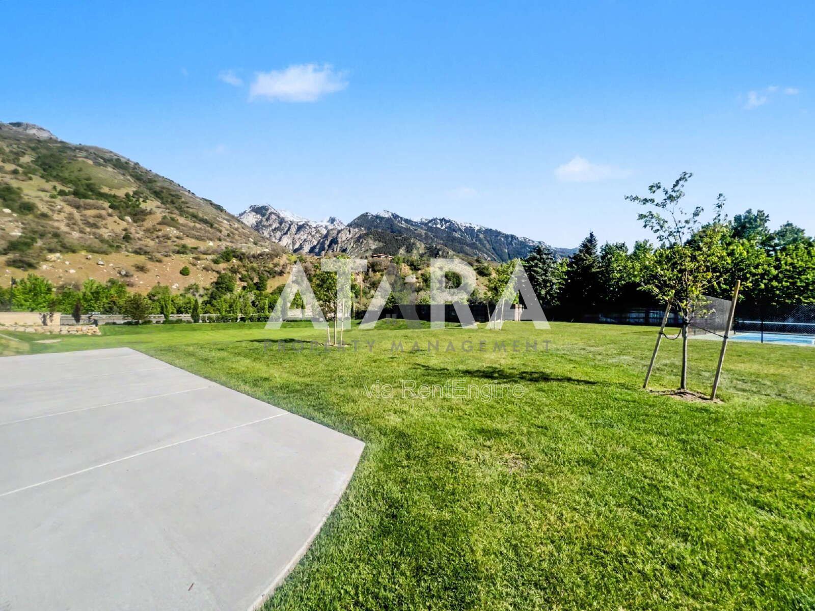 Spacious 5-Bedroom Retreat in Cottonwood Heights property image
