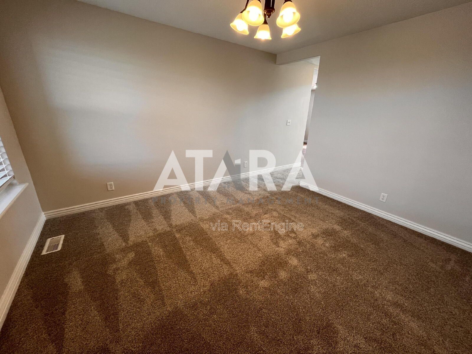Spacious Pet Friendly Home in Eagle Mountain! —5 Bed / 3 Bath w/ Stunning Views & Vaulted Great Room! property image