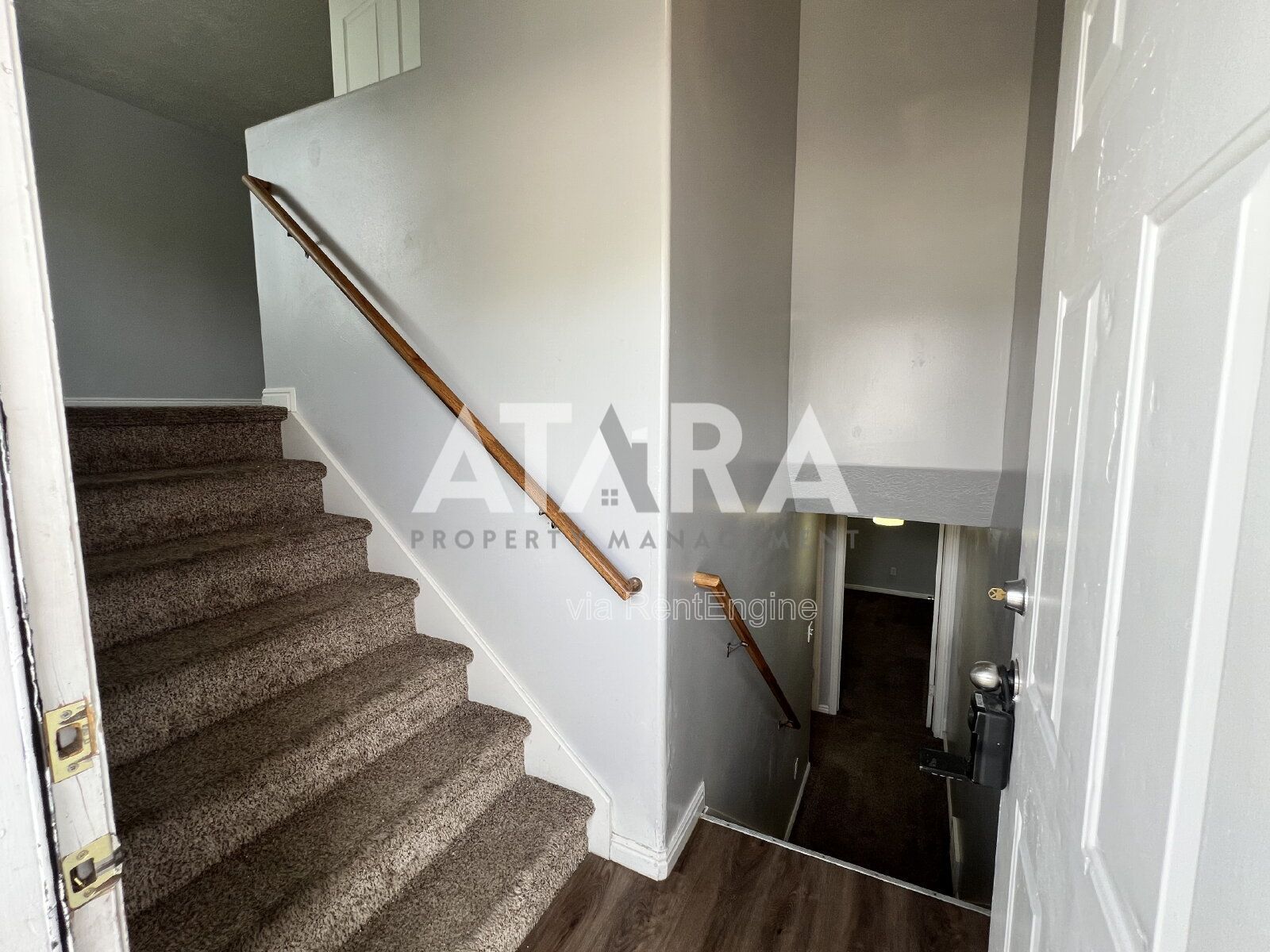 Charming 3-Bedroom, 2-Bath Townhouse in the Heart of Ogden - Bright, Spacious & Convenient Living. property image