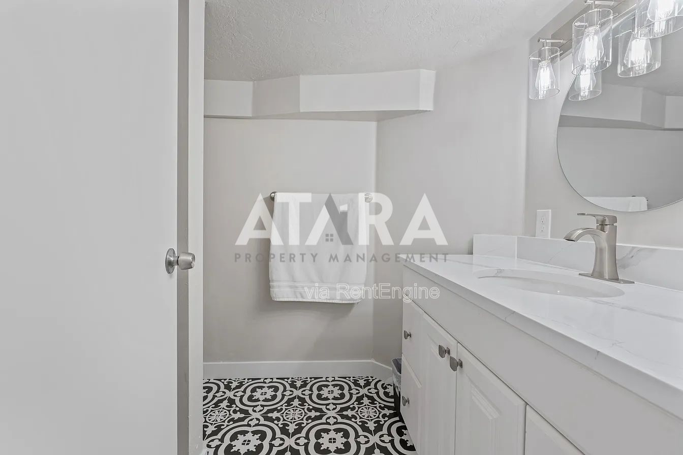 3 Bed Furnished **$0 Deposit Program Available** property image