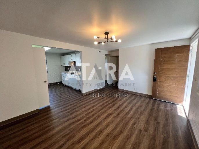 Charming 2 Bed, 1 Bath Apartment in the Heart of Sandy! property image