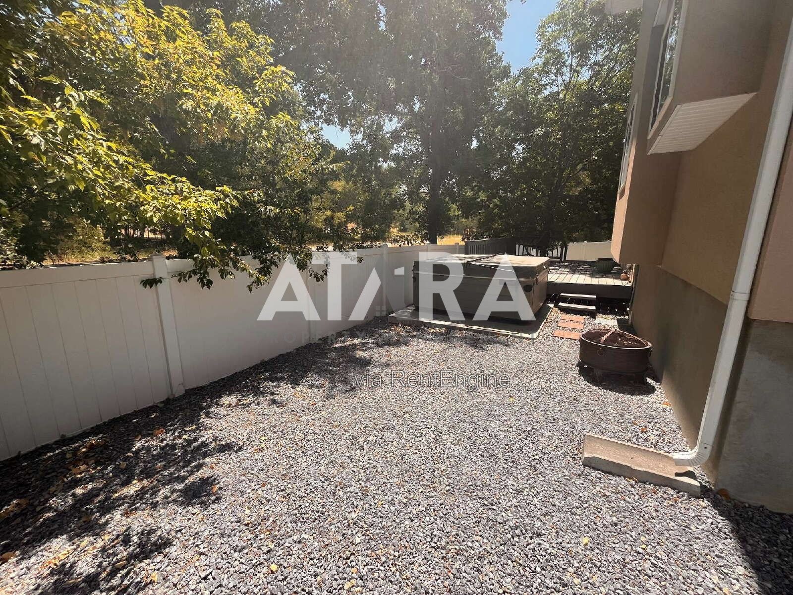 Pet-Friendly 5-Bed Home w/ Solar, Hot Tub, Great Back yard! Community Pool property image