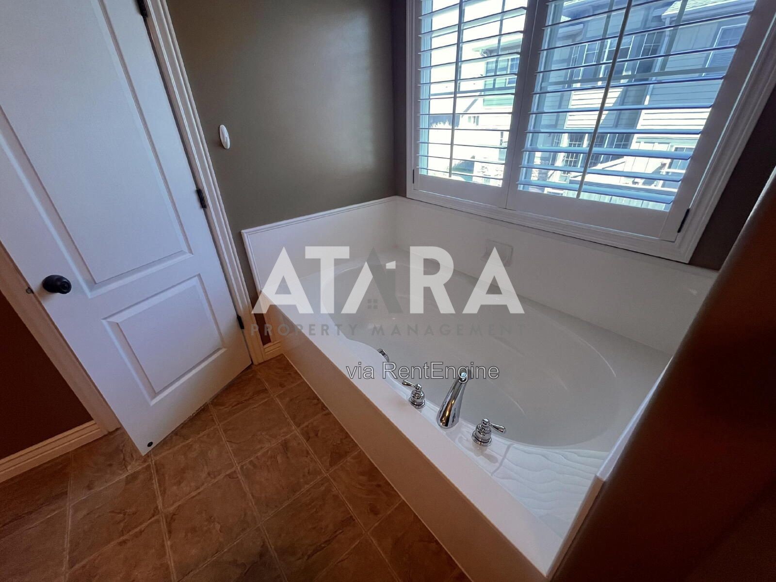 Welcome Home to Luxury Townhome Living in Draper! property image