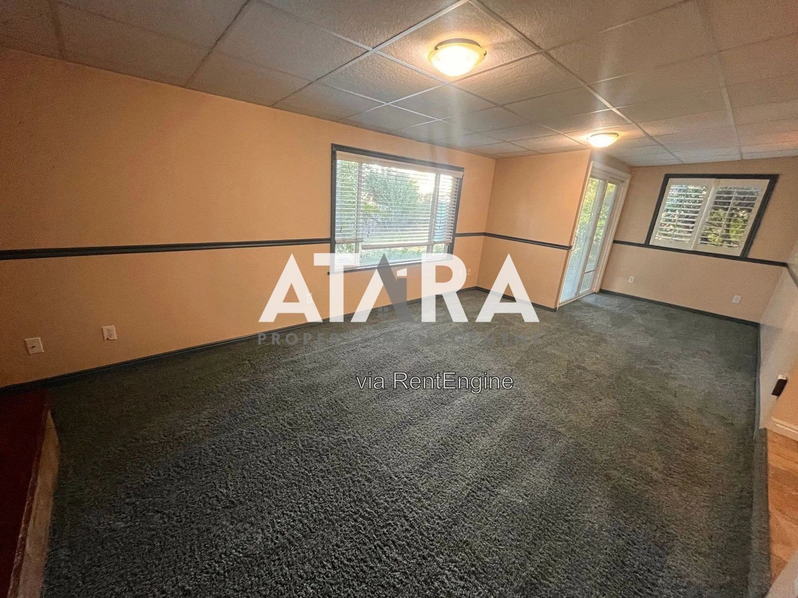 Spacious 5 Bed / 2 Bath Home in Murray  Plenty of Room to Live, Work & Entertain! property image