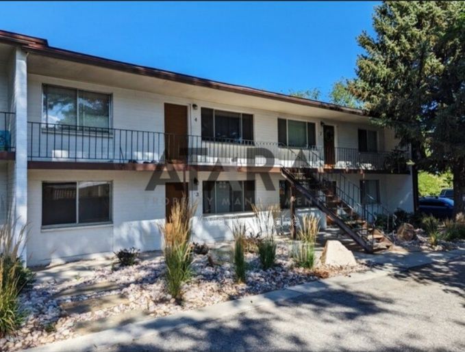 Space for Your Pets, Comfort for You – 2-Bedroom in Sandy property image