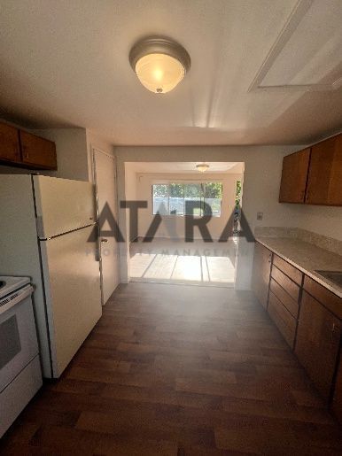 Space for Your Pets, Comfort for You – 2-Bedroom in Sandy property image