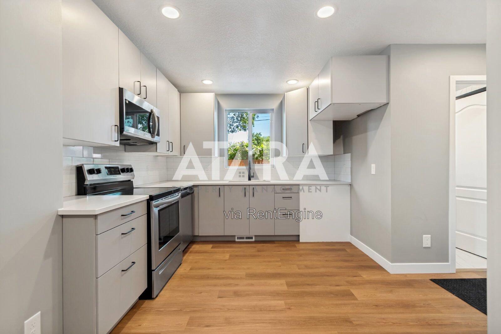 Main Floor Remodeled  Duplex in Prime Salt Lake City Location! property image