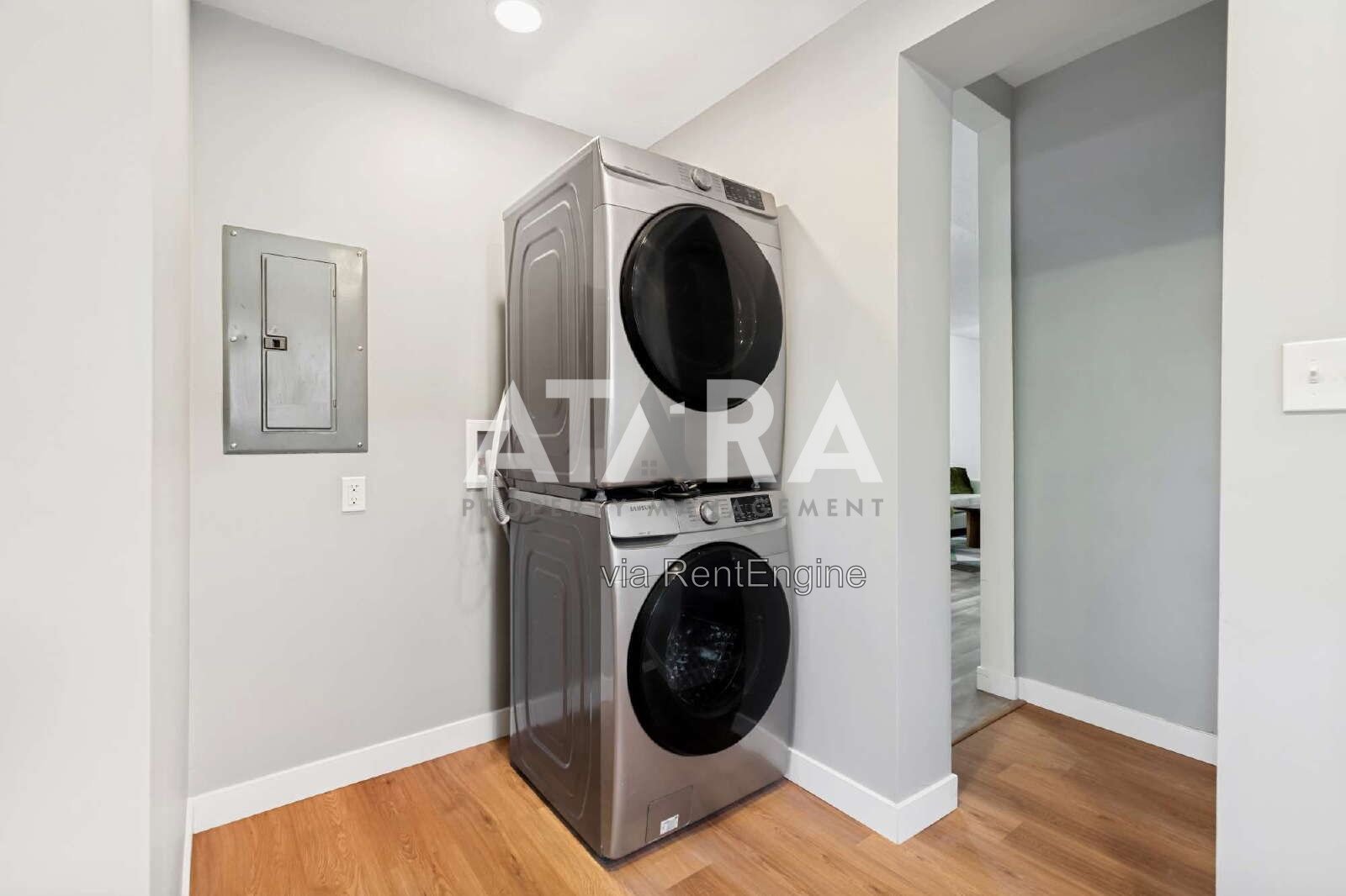 Main Floor Remodeled  Duplex in Prime Salt Lake City Location! property image