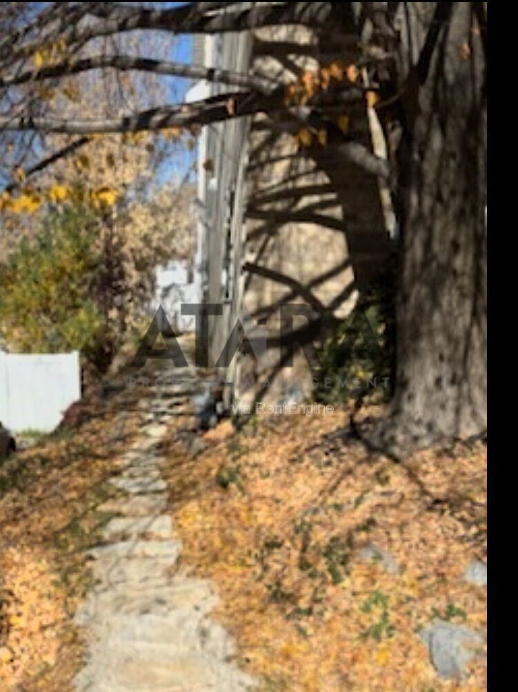 3 Bedroom, 1 Bath Walk-Out Basement Apartment in the Beautiful Farmington Foothills property image