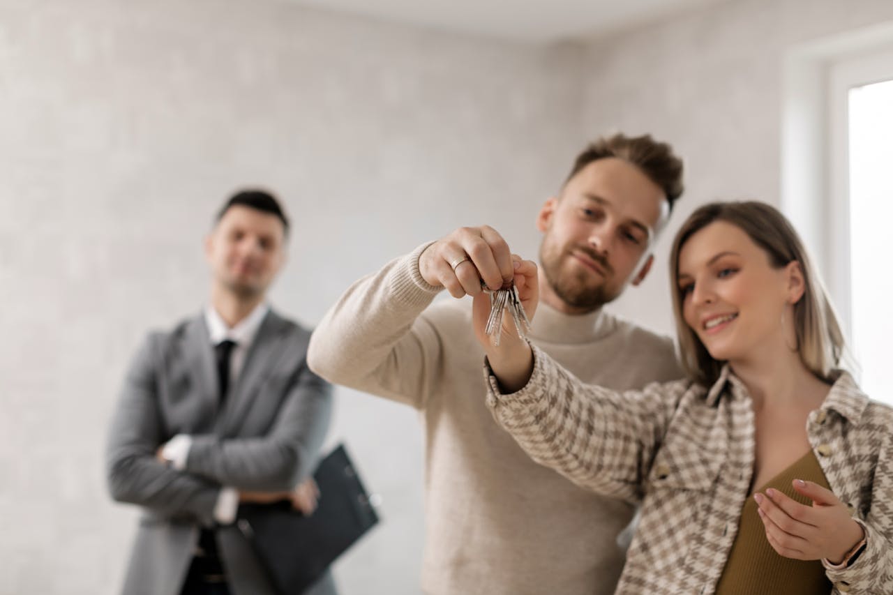 Atara-Property-Management-Sandy-tenant-screening